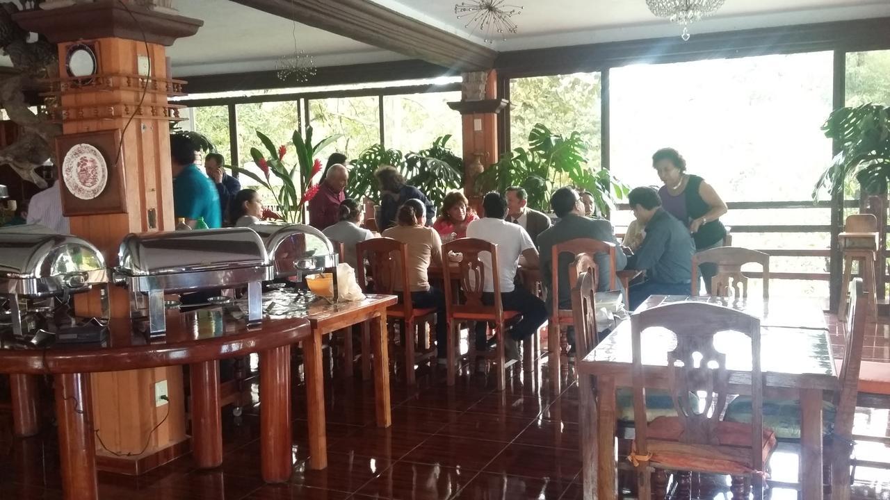 Hotel Fontana Xicotepec de Juarez Buitenkant foto